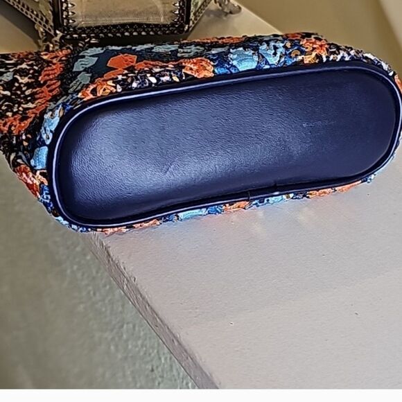 #437 Vera Bradley Sparkle Wristlet Marrakesh Beads NavyOrange Light Blue - Picture 3 of 7